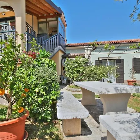 Guest house Rota 3*