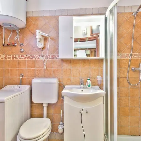Casa de hóspedes Rota 3*